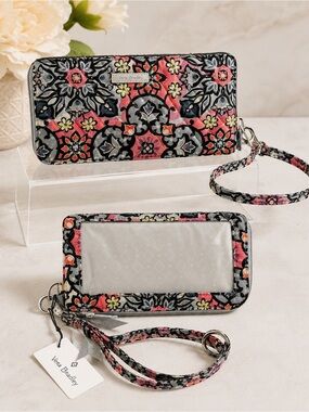 Vera Bradley Floral Tech Wristlet RFID Wallet NWT